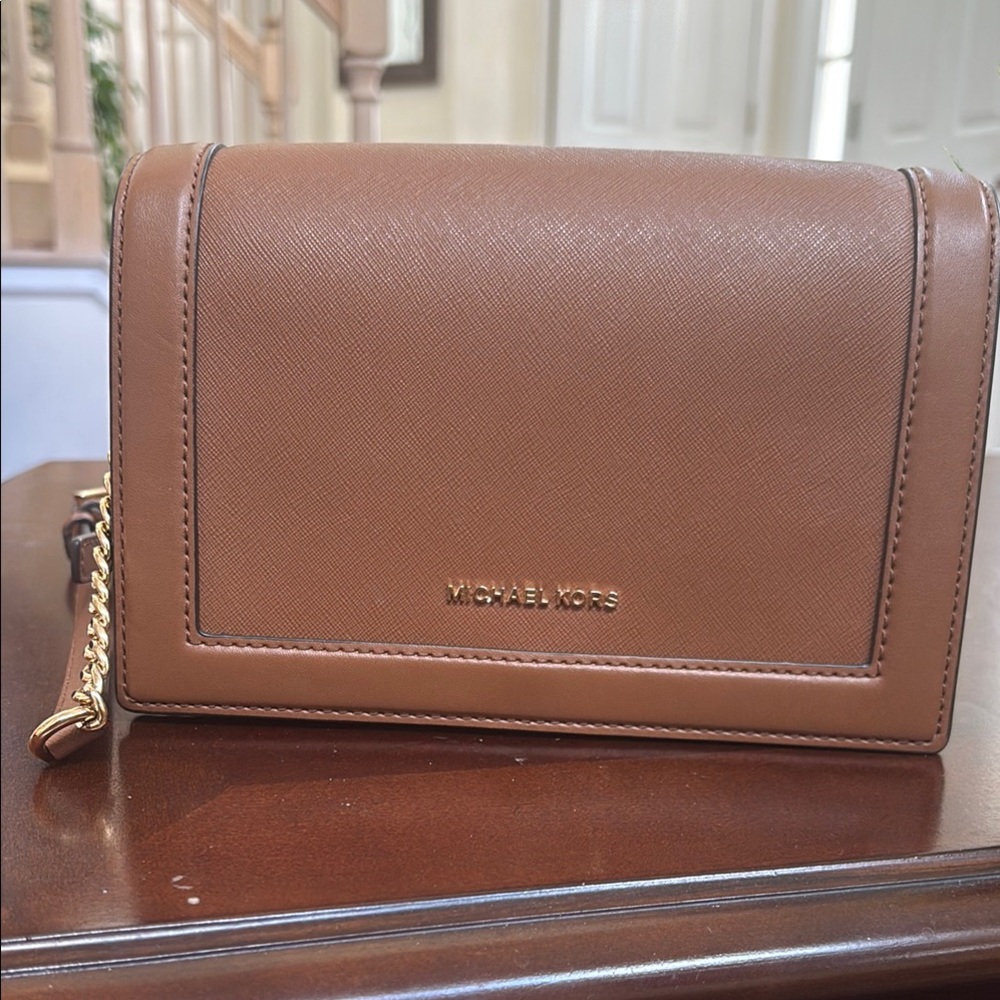 Michael Kors Tan Crossbody Bag with Structured Design - Picture 3 of 5